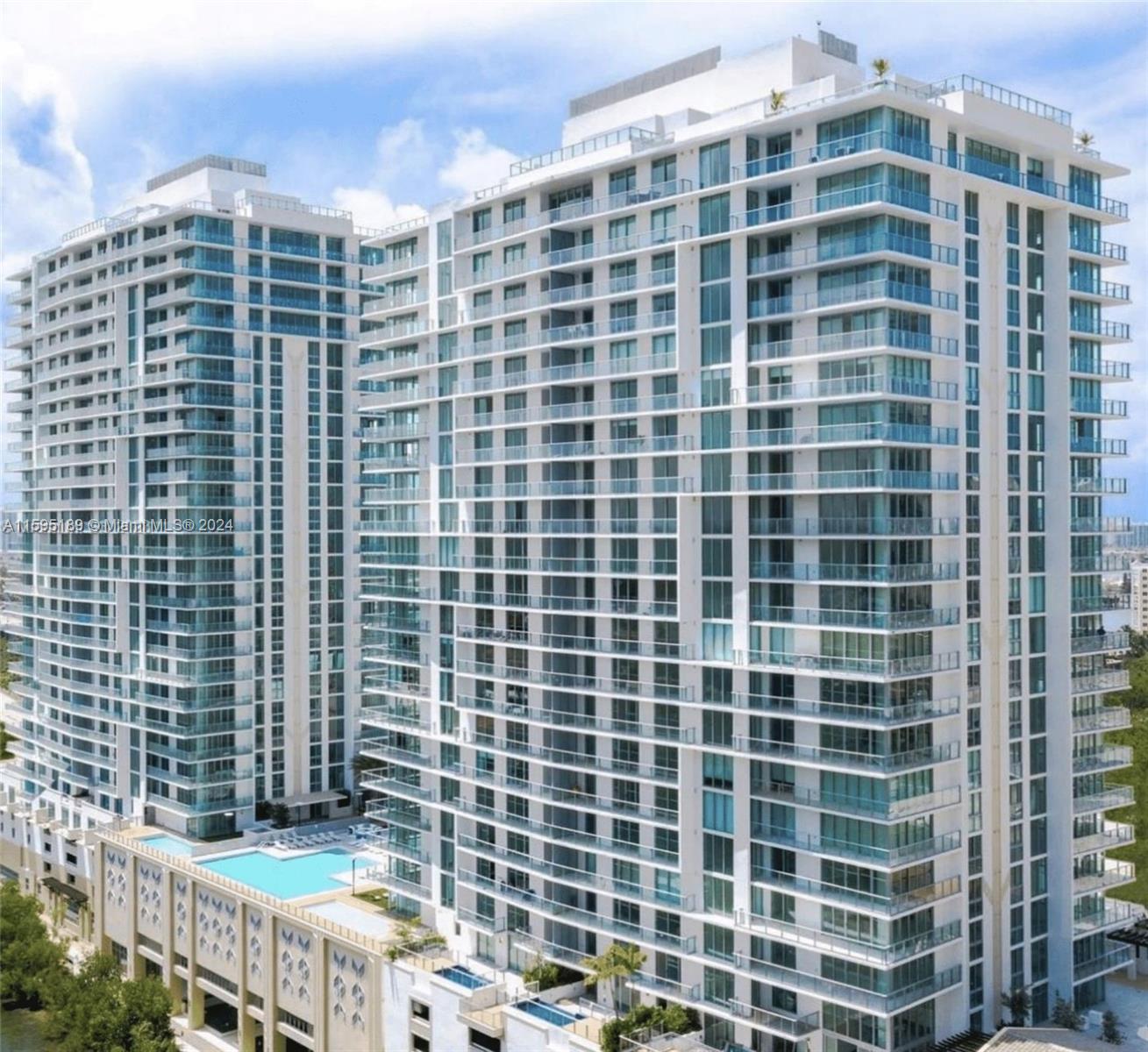 Condo for Rent in Sunny Isles Beach, FL