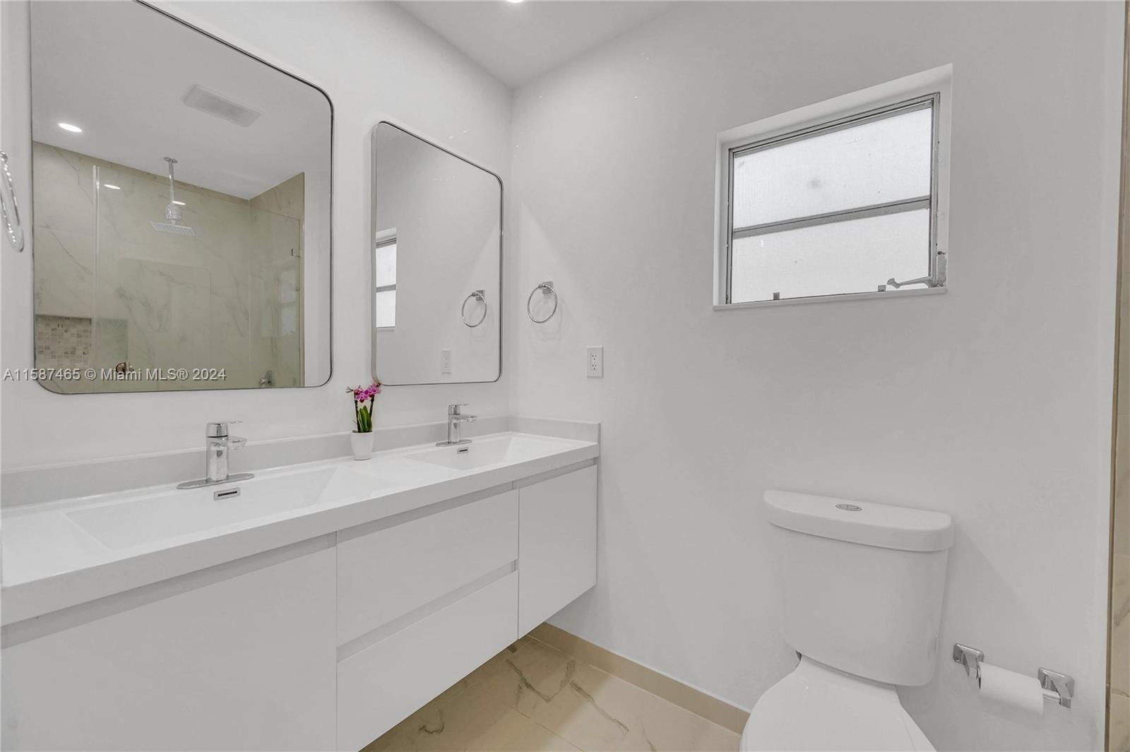 Listing Photo 24