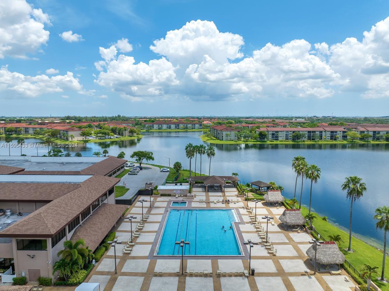 Residential, Pembroke Pines, Florida image 1