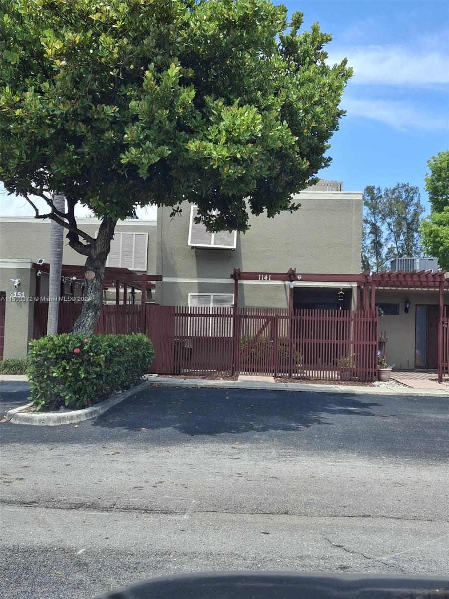 Casa de Condomínio