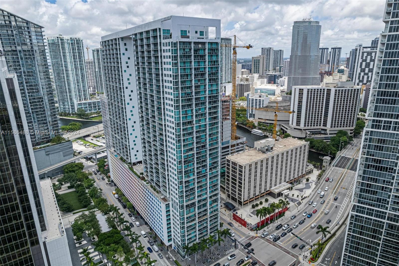 Welcome to vibrant Brickell Avenue. Located on the 7th floor, beautiful 1 bed + DEN / 1 bath / 1 parking on the same floor, offers pleasant views of Brickell Avenue. Facing the picturesque church & greens of the park across. Walking distance to Whole Foods, Brickell City Centre. Features rooftop pool & bar, a second larger pool with wine & entertainment rooms, concierge, valet & fitness center. Carpeted floors freshly steamed (Sorry, no pets)& professionally cleaned. Will be partially repainted and a new carpet installed.