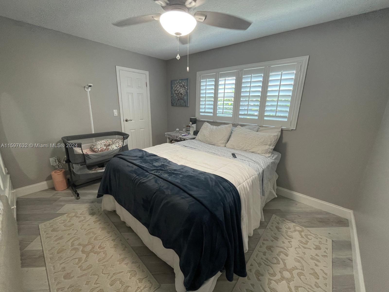 Listing Photo 17