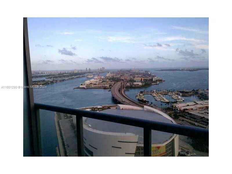 Amazing Views of Miami on Both Sides-East and West-delivering unparalleled bay views. The Residence features floor-to-ceiling windows, Large Balcony to Enjoy, Gorgeous Open Kitchen with Island and Room for Seating with stainless steel appliances and granite countertop. Master Bathroom His and Her Sinks. Includes 2 assigned parking space (tandem)+ storage. Great building amenities including 2 heated swimming pools, hot tub, fitness center, BBQ area, sand volleyball court, business center, 24-hr concierge and valet parking. Minutes to South Beach, MIA, Wynwood, Design District, and Brickell. Renter's insurance required. Easy to show.