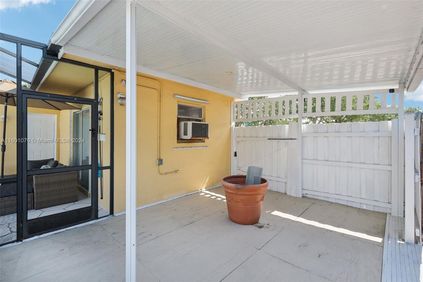 Listing Photo 28