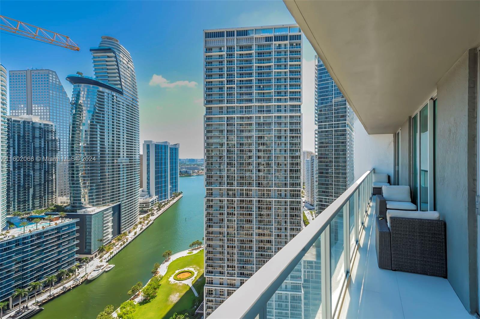 Rare 2 Bedroom "Split Floor Plan" Luxury Apartment on a high-floor, overlooking the Miami River and Biscayne Bay, to the Atlantic Ocean.  Spacious, with just under 1,200 interior square feet, oversized balcony stretching the entire width of the apartment, modern kitchen, two large bedrooms, and large primary bathroom with double-vanity, shower and jacuzzi tub.  Best location in Brickell, that's just across from the Brickell City Center, and walking distance to the area's top restaurants like ZUMA, Komodo, Sexy Fish, and top rooftops like Sugar and Tea Room.  Directly across from the waterfront and the Metro Mover, and only Just 10-15 minutes from the beach and Miami International Airport.  Amenities include a 42nd floor Rooftop Pool with views to South Beach, gym, spa, theater, and more!