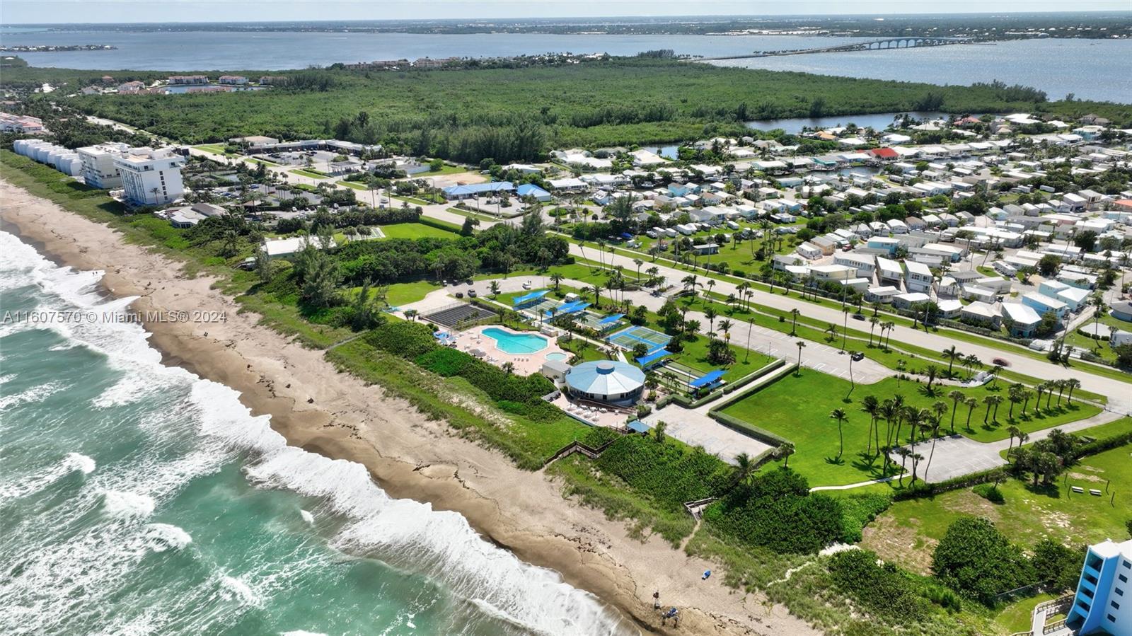 Land, Jensen Beach, Florida image 6