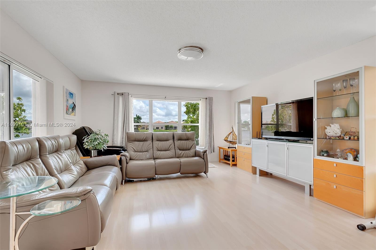 Listing Photo 21