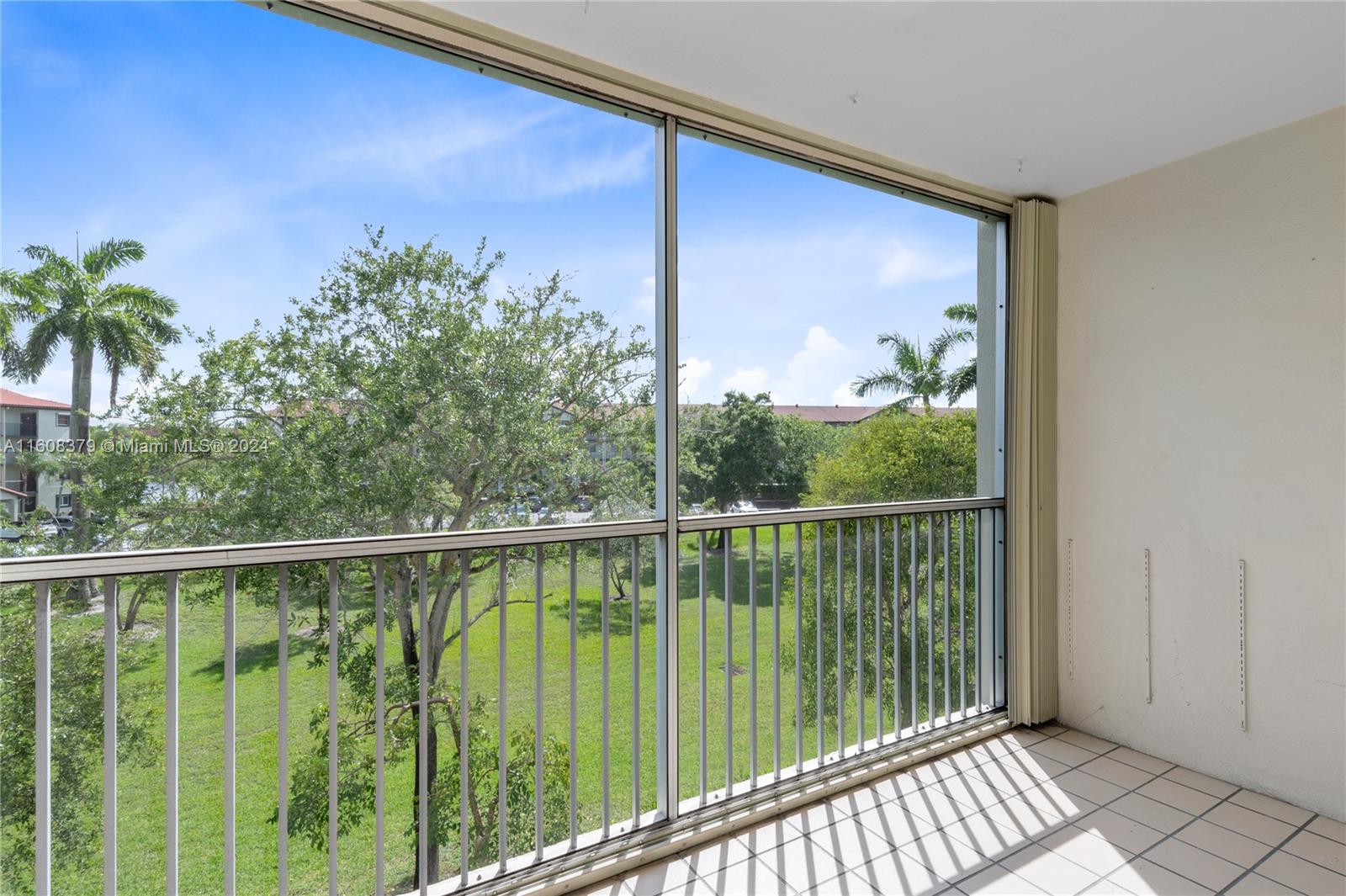 1300 SW 130th Ave #306F, Pembroke Pines, Florida image 1