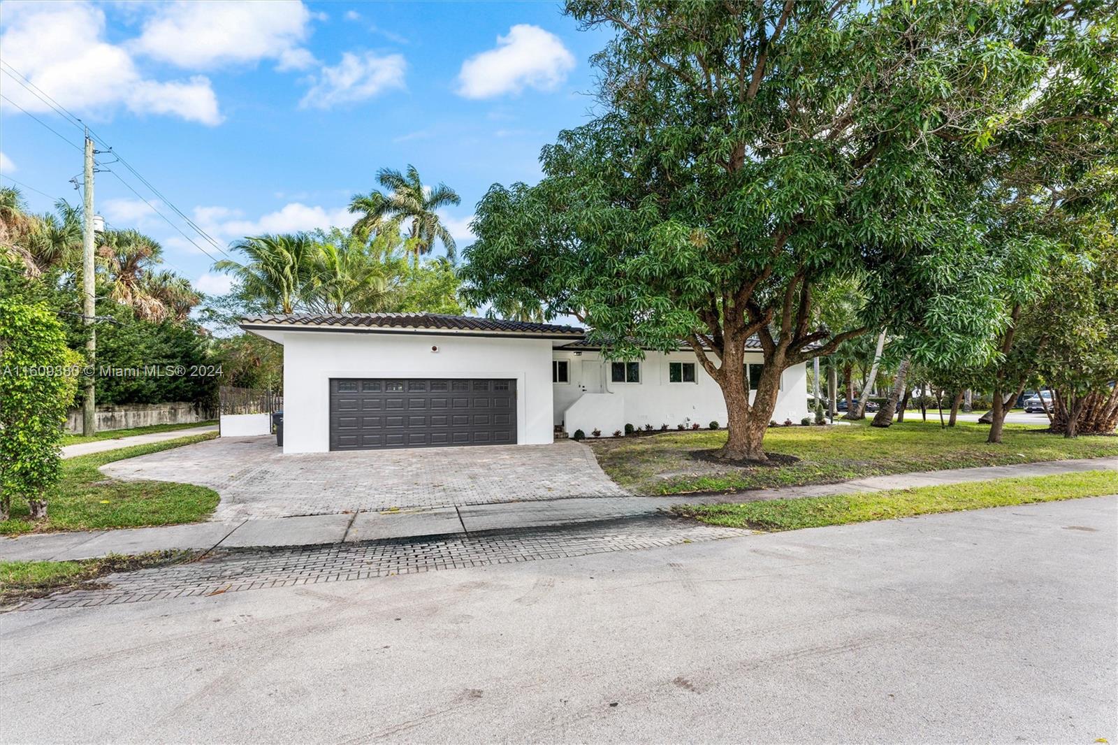 Listing Photo 23