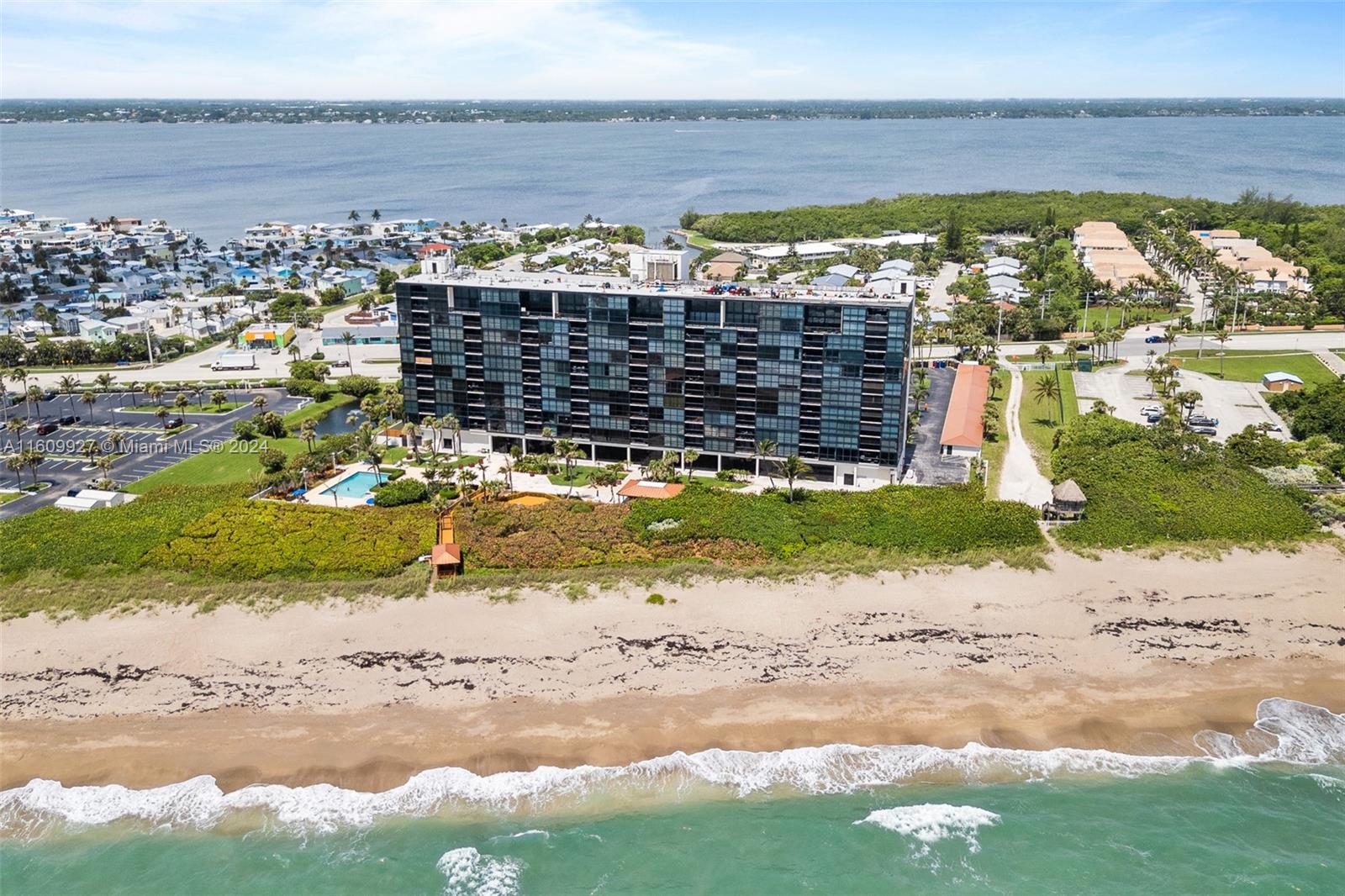 10410 S Ocean #1109, Jensen Beach, Florida image 8