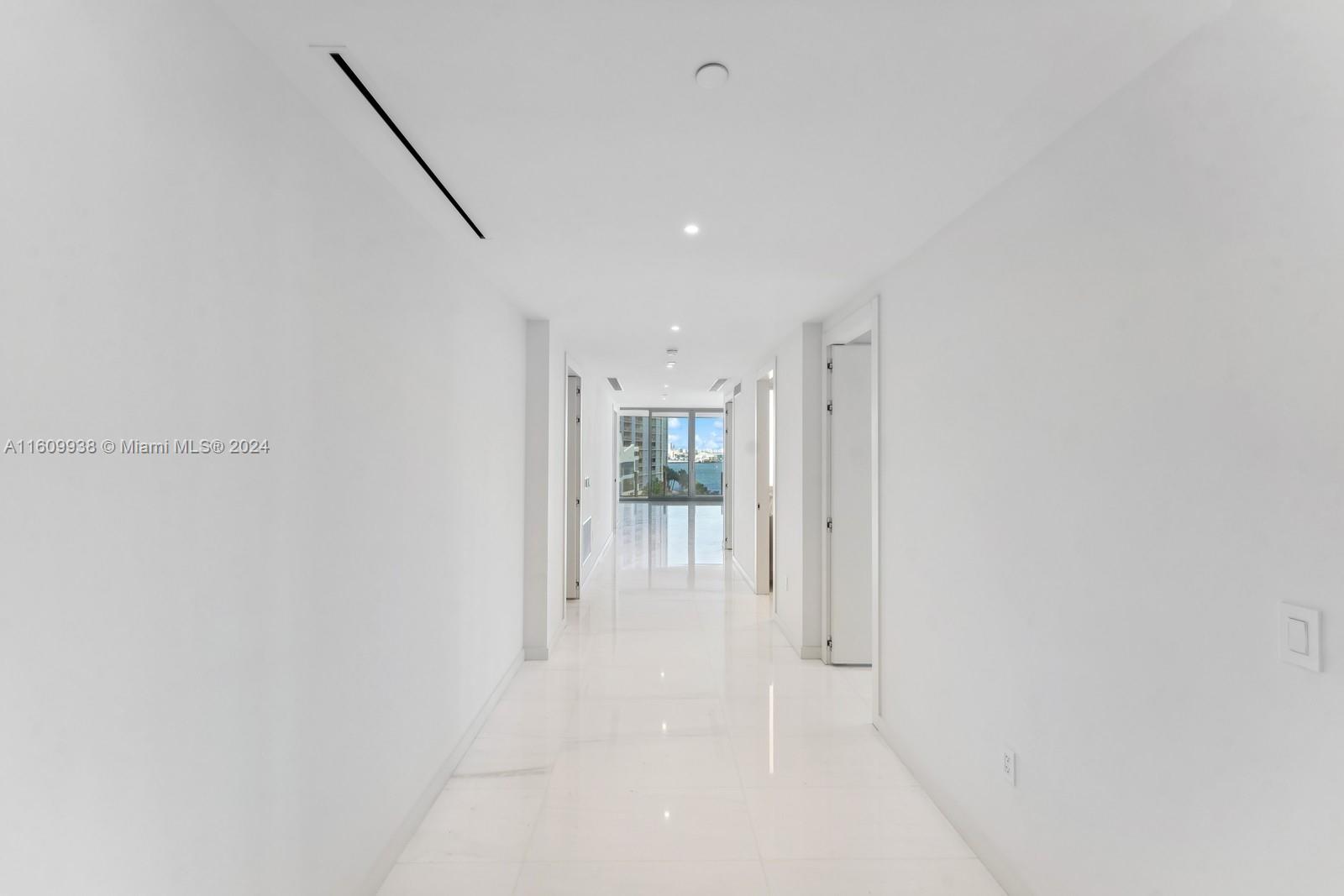 300 Biscayne Blvd Way #601, Miami, Florida image 31