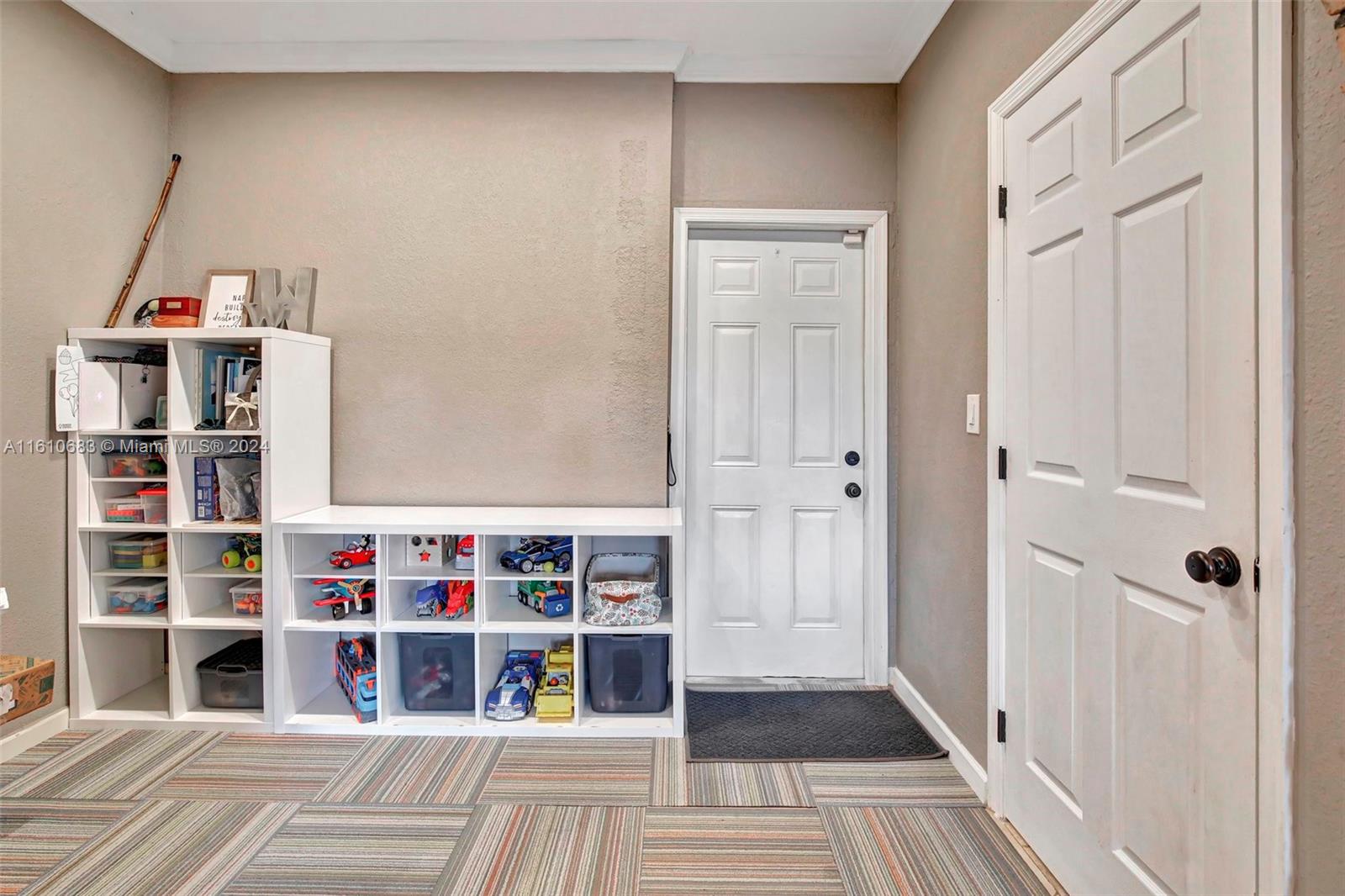 Listing Photo 17