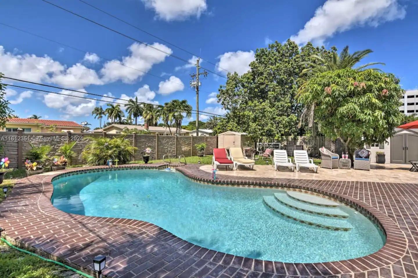 Listing Photo 18
