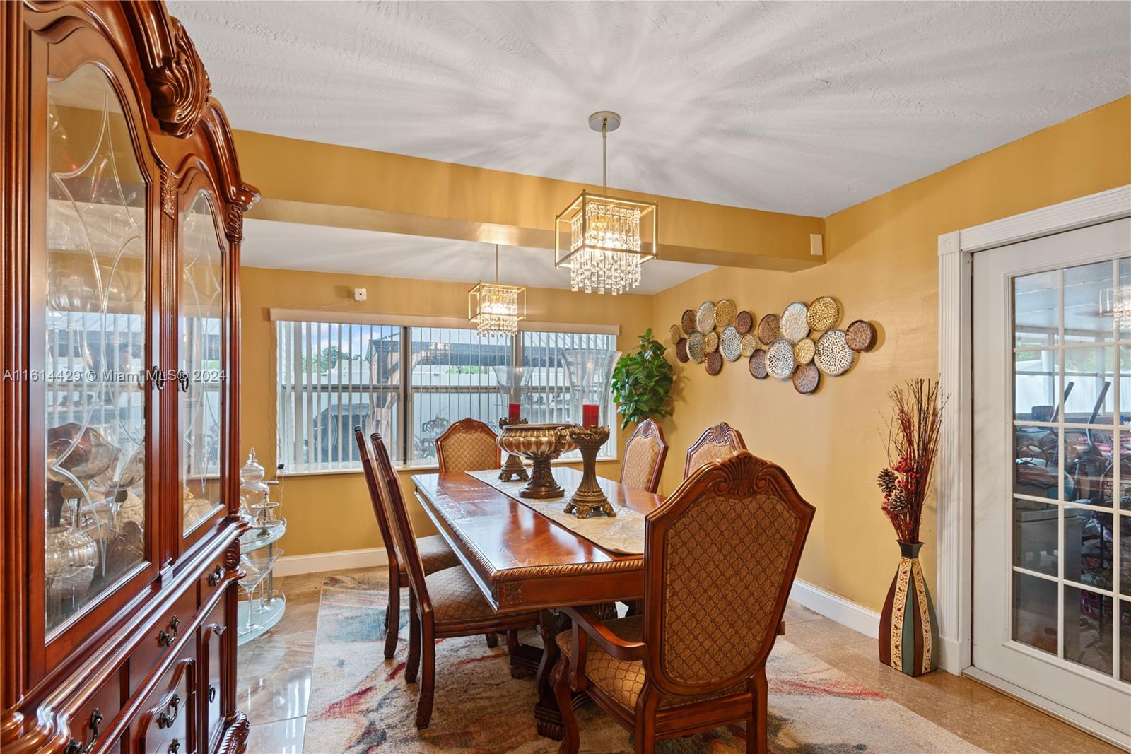 Listing Photo 15