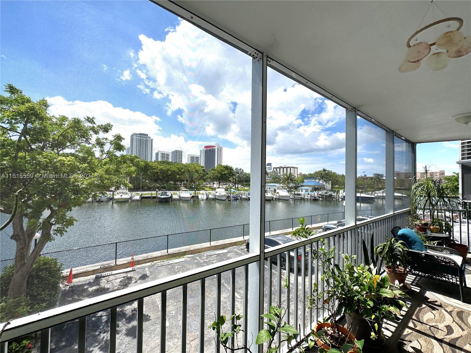 Residential, Hallandale Beach, Florida image 16