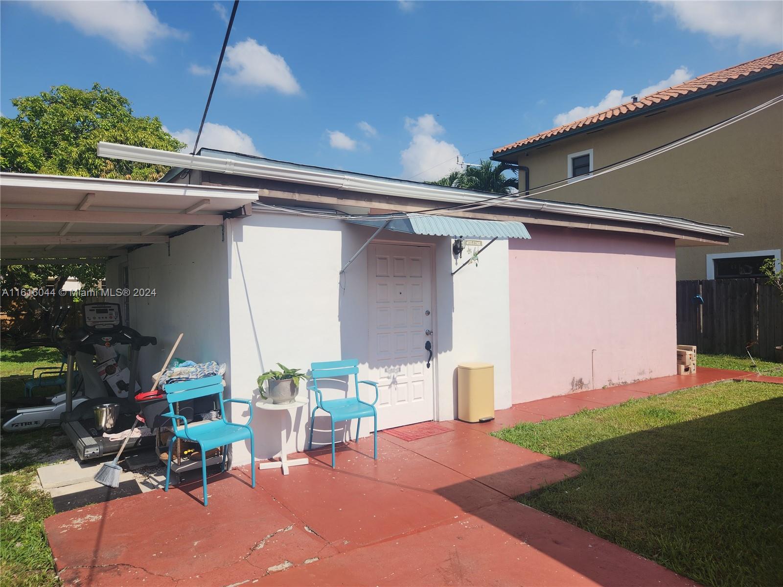 Listing Photo 12