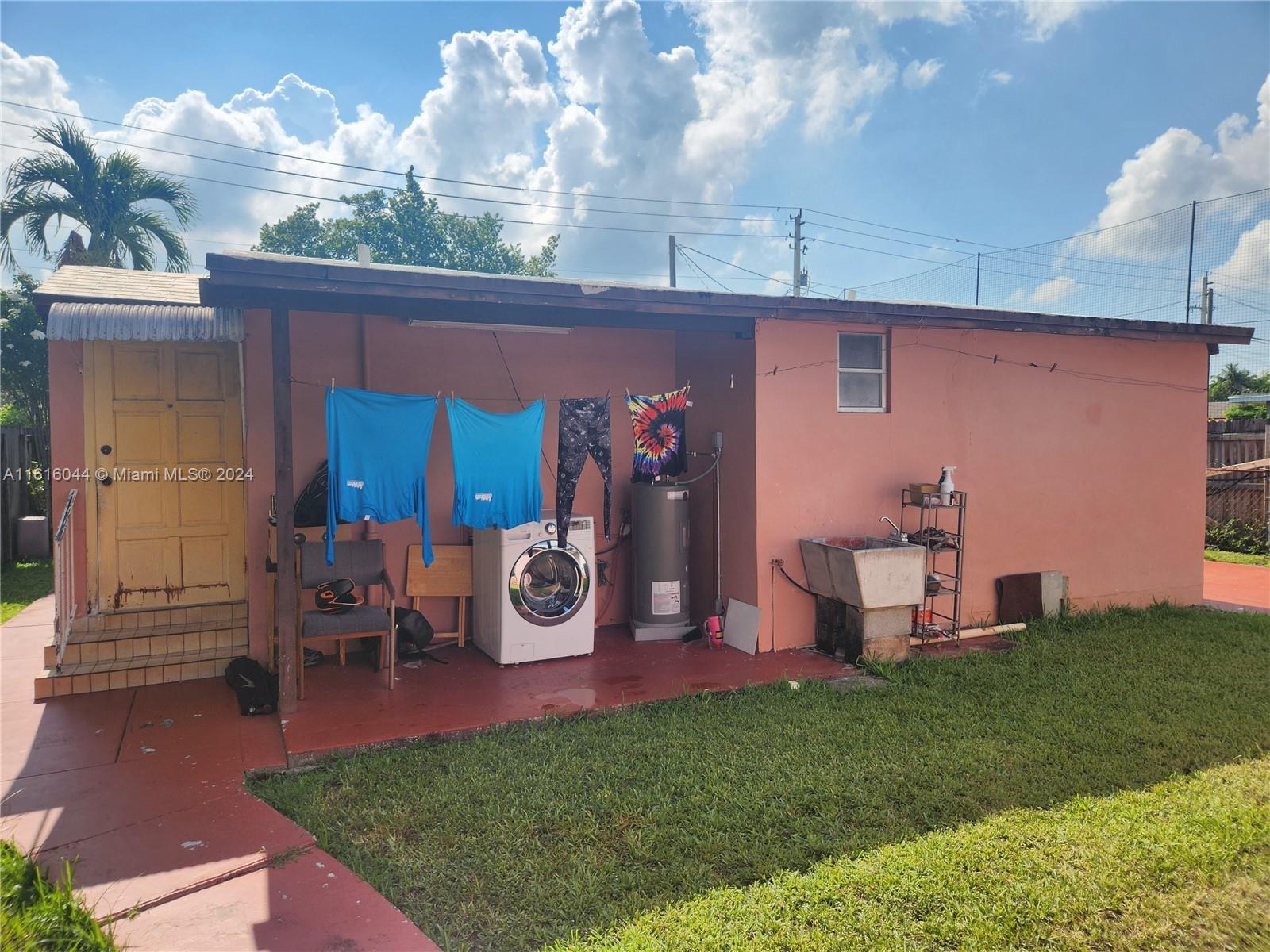 Listing Photo 8
