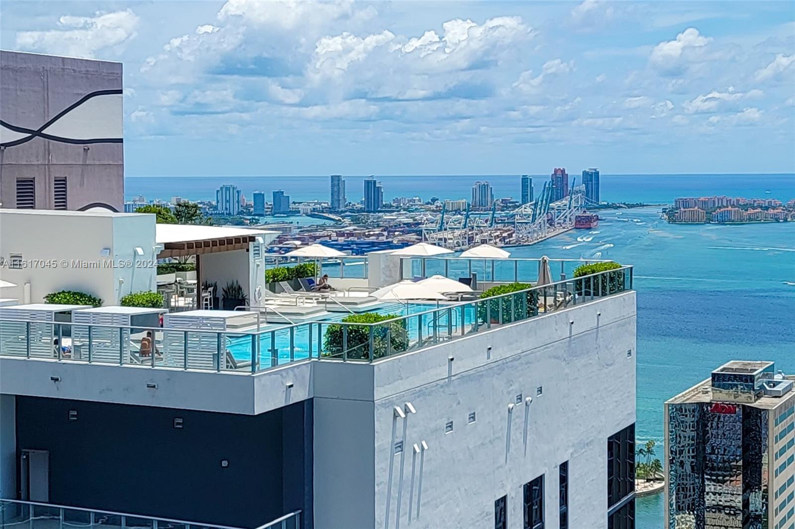 Fully furnished one-bedroom unit on 42nd floor in the heart of Brickell. Enjoy an open-concept layout with high-end finishes, floor-to-ceiling windows, and a private balcony with stunning city views. The building boasts unparalleled amenities, including a rooftop pool, spa, state-of-the-art gym, child’s playroom, basketball and racquetball courts, a game room with bowling, and much more. Perfectly located near vibrant dining, shopping, and entertainment options, this condo is your urban oasis. Only 1 year lease.