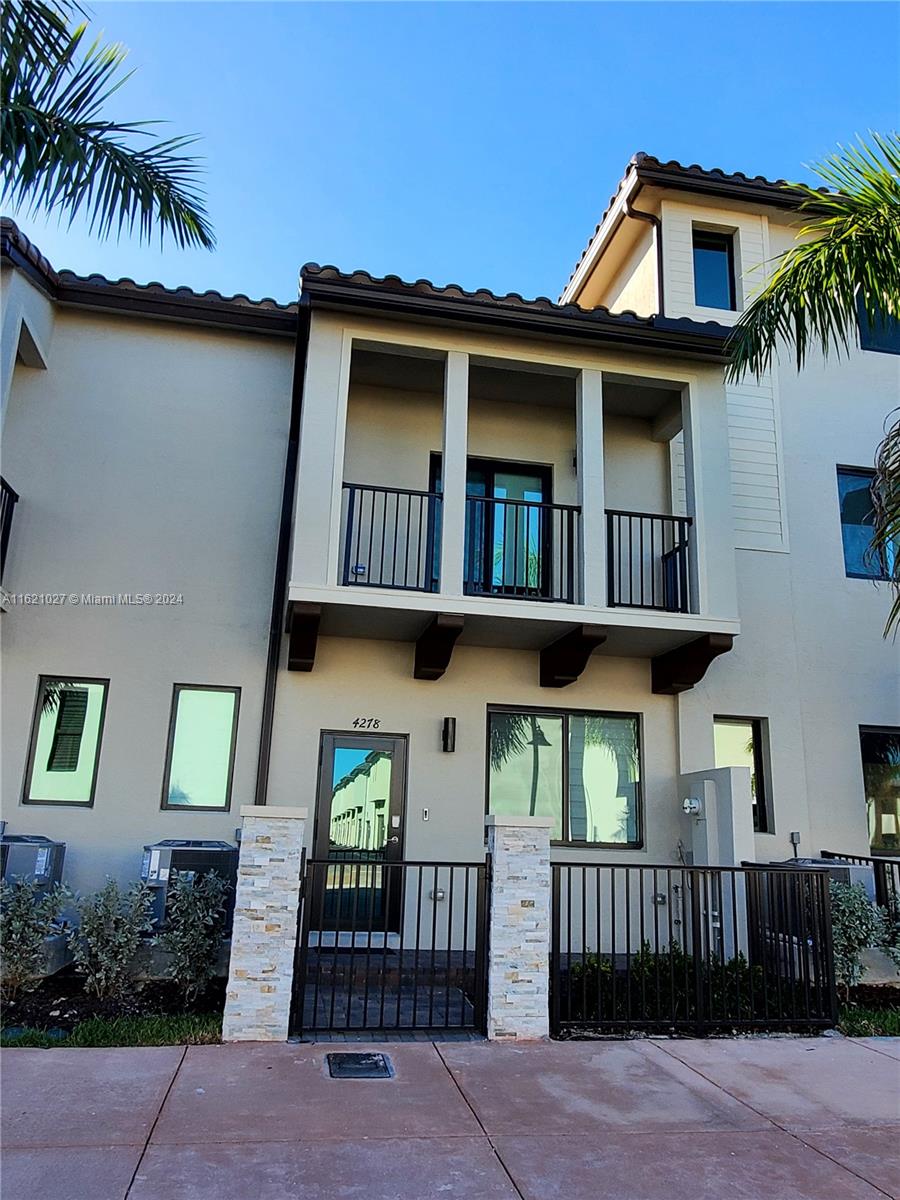 Stunning 3-beds Townhome in Vibrant Doral Community. Beautiful 2-story townhome located in t a fast-growing suburb of Miami, known for its upscale living, excellent education, and active lifestyle. 1,431 sqft and boasts 3 spacious beds and 2.5 well-appointed baths. Master bed includes a large walk-in closet, and large windows that bathe the room in natural light. Relax in the tranquillity of nature from your private balcony. The kitchen is a cook's dream with se appliances, elegant wooden cabinets, and an eat-in counter. Quartz countertops.. A fully equipped laundry room and 2-space garage. As for smart features, the property is equipped with smart doorbells, lighting systems, and locks, offering a secure, comfortable, and technologically advanced living environment.