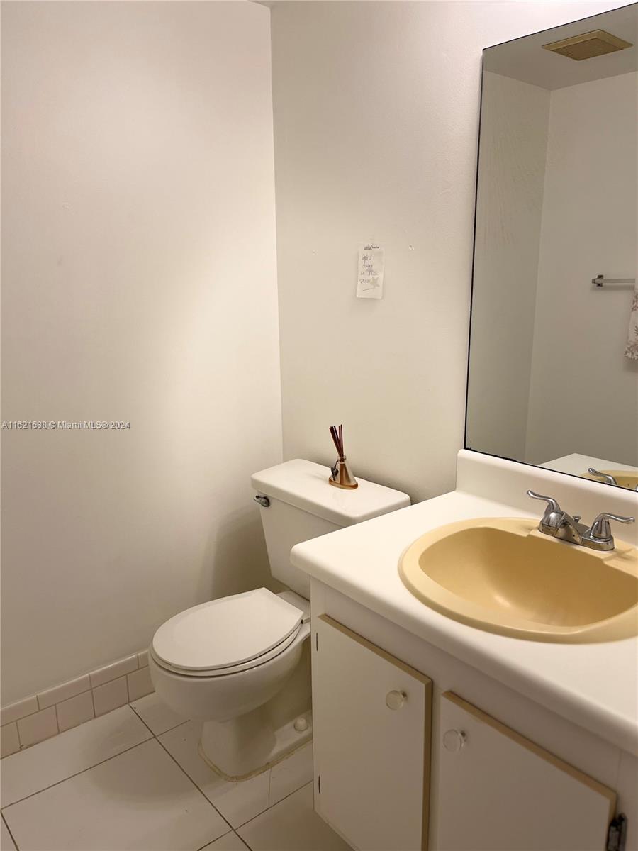 301 SW 135th Ave #116C, Pembroke Pines, Florida image 11