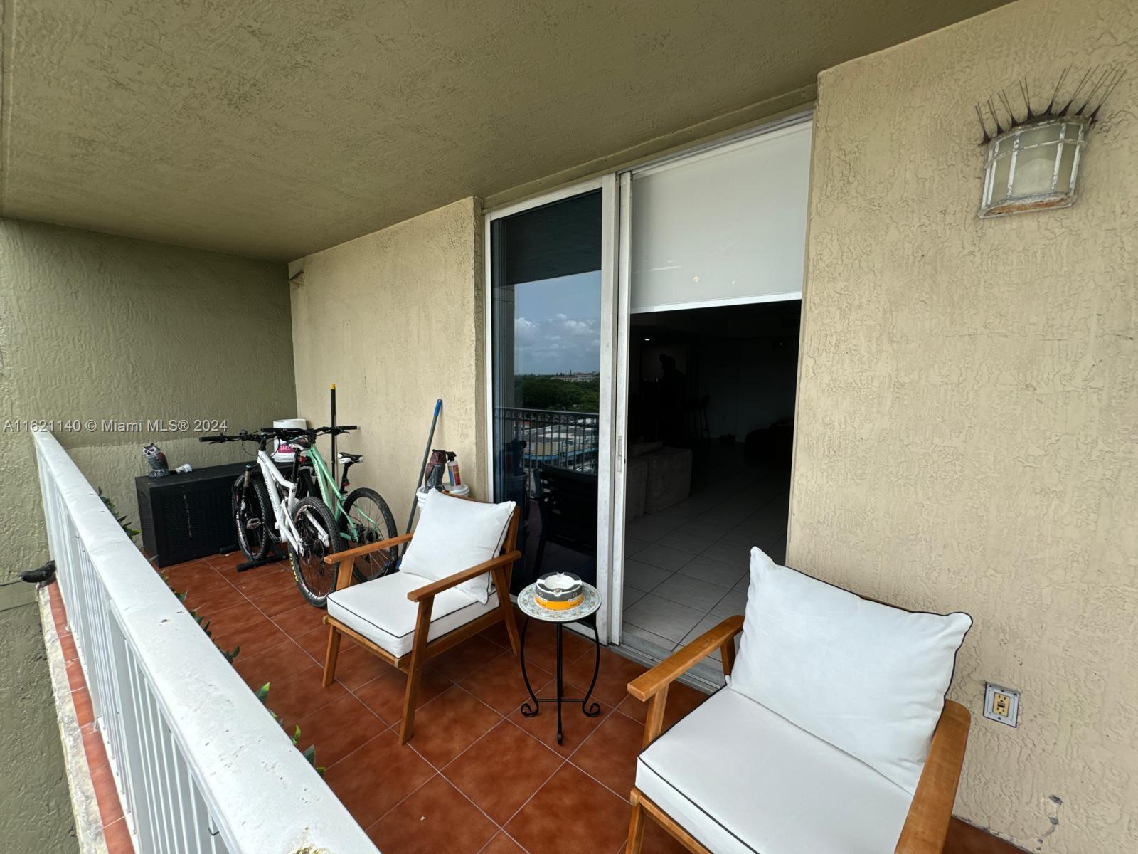 1650 Coral Way #807, Miami, Florida image 23