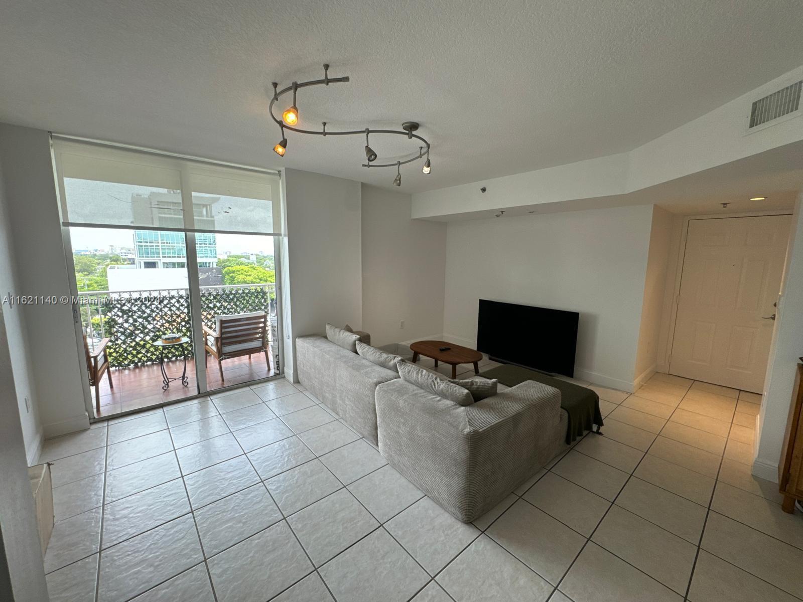 1650 Coral Way #807, Miami, Florida image 7