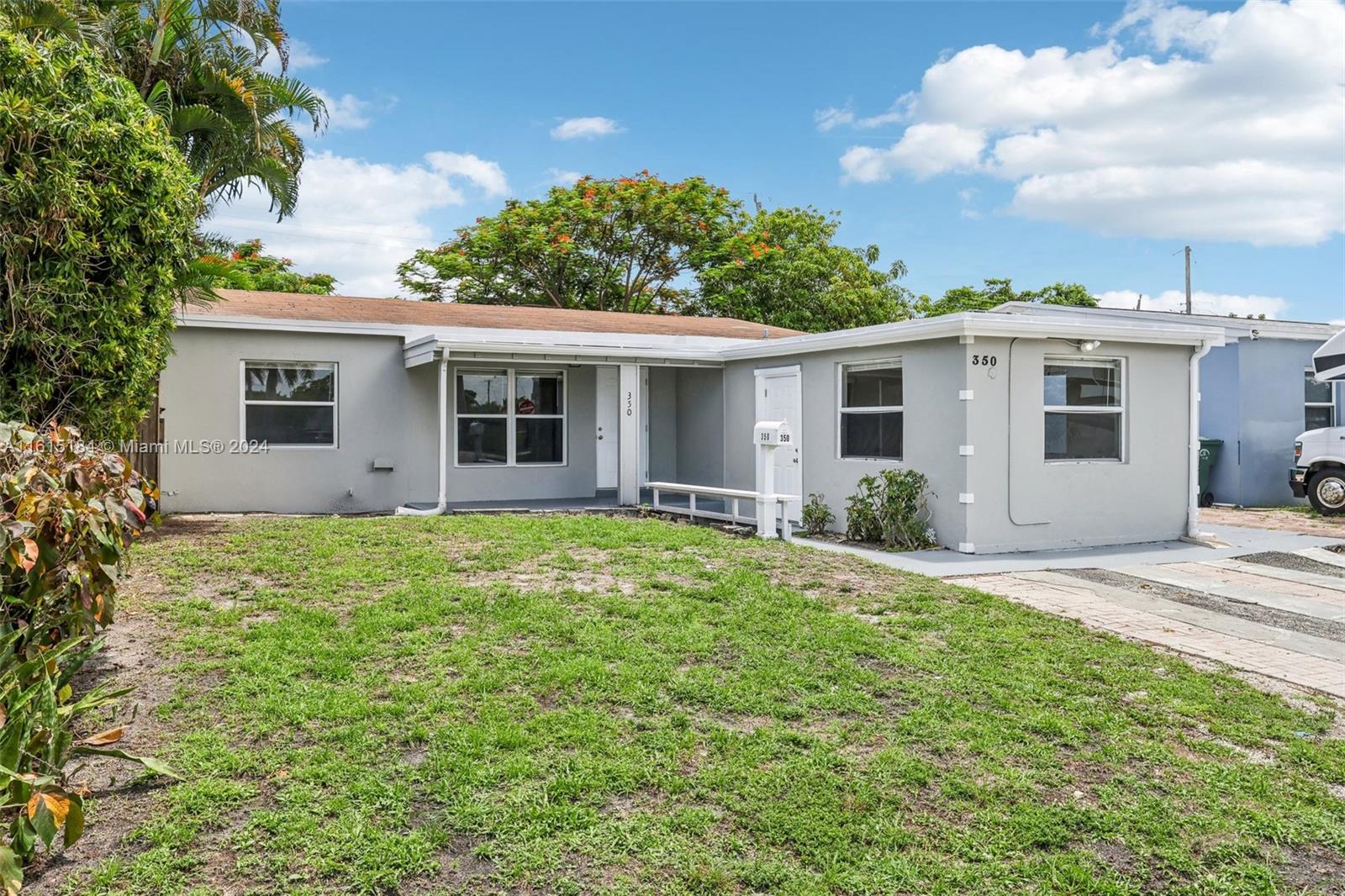 350 NE 56th St, Oakland Park, Florida image 3