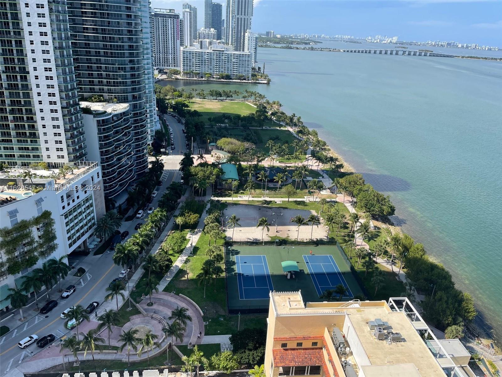 Completely remodeled 1 bedroom, 1.5 bathrooms with breathtaking views of Biscayne Bay and beyond.  This one bed has 1,066 square feet with an amazing oversized balcony to enjoy all year round. Rented until Dec 31st 2024. 
The Grand has stunning atriums and distinctive architecture with unbeatable resort style amenities including five Restaurants, Convenience Stores, Pool, Spa, State of the art Gym, Marina , Food Market , Shops, Hair Salon, 24 hour Concierge/Security and so much more. The Grand is located steps away from the Metro Mover, Art Center, Museums, Sports and Entertainment Arenas. We are minutes away from South Beach, Brickell and The Design Center. Come and live The Grand Lifestyle today.