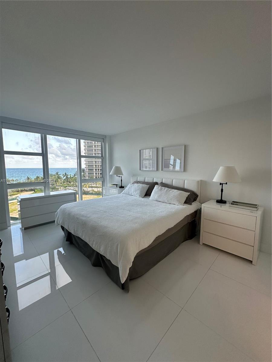 Bright beautiful unit with direct ocean views. 2 bedroom 2 bathrooms in the heart of Bal Harbour. The building has great amenities. Walking distance to the beach, Bal Harbour Shops and supermarket. Plenty of restaurants in the area. Very secure and exclusive place with the most stunning beach of the area.