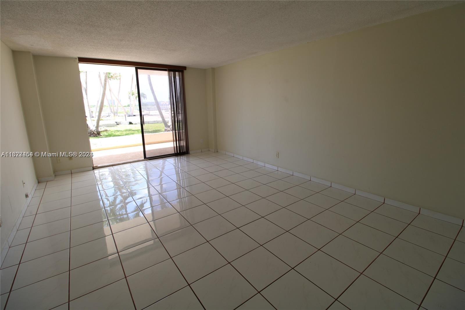 13499 Biscayne Blvd #404, North Miami, Florida image 4