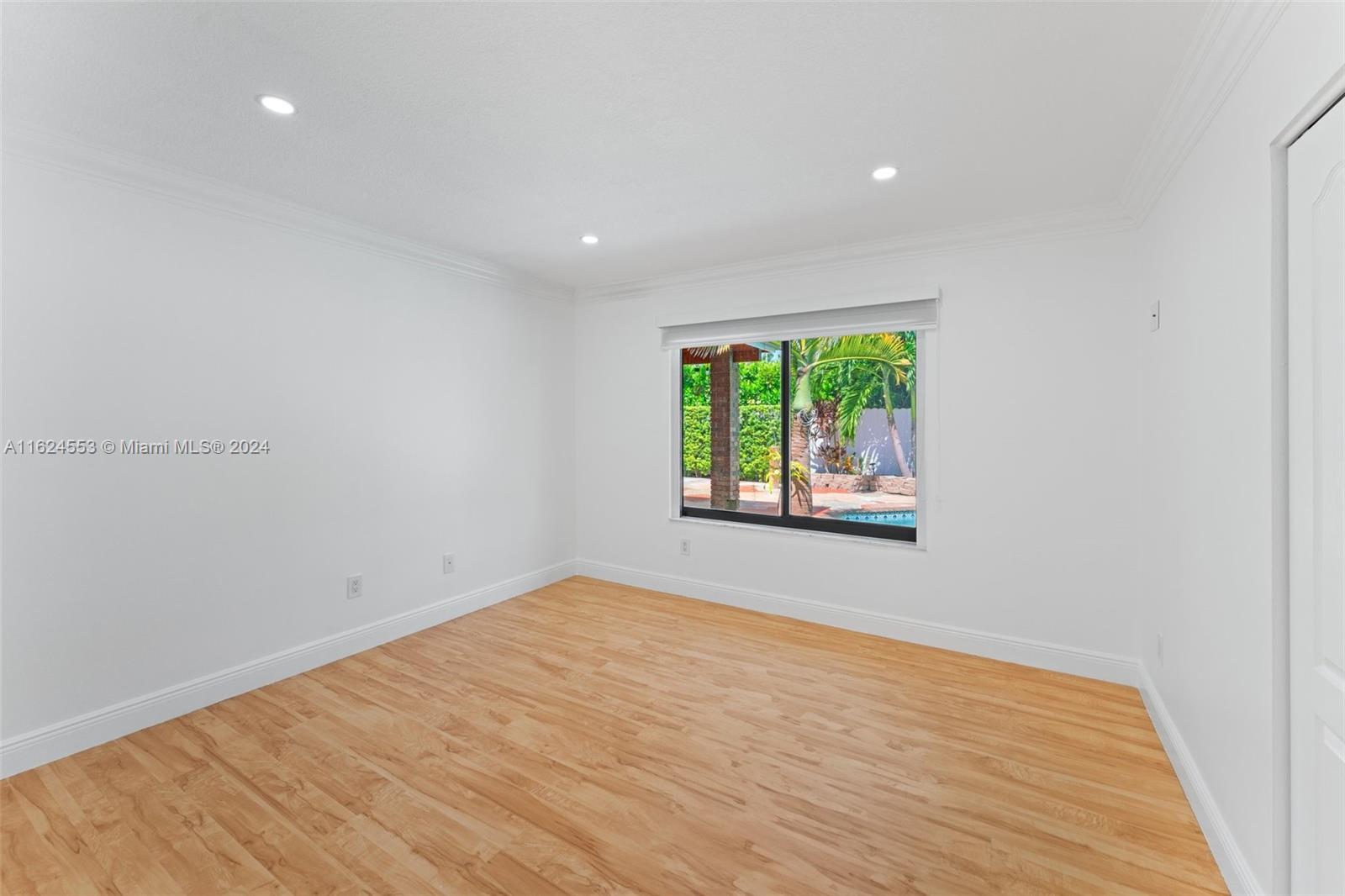 Listing Photo 24