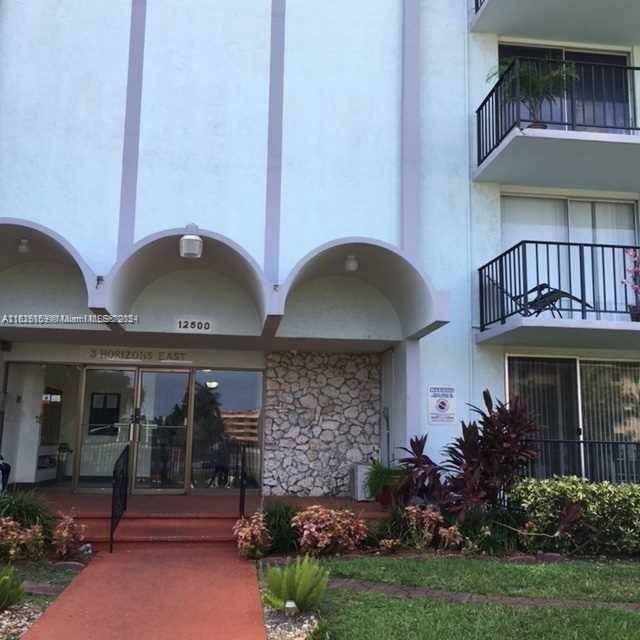 12500 NE 15 Ave #207, North Miami, Florida image 1