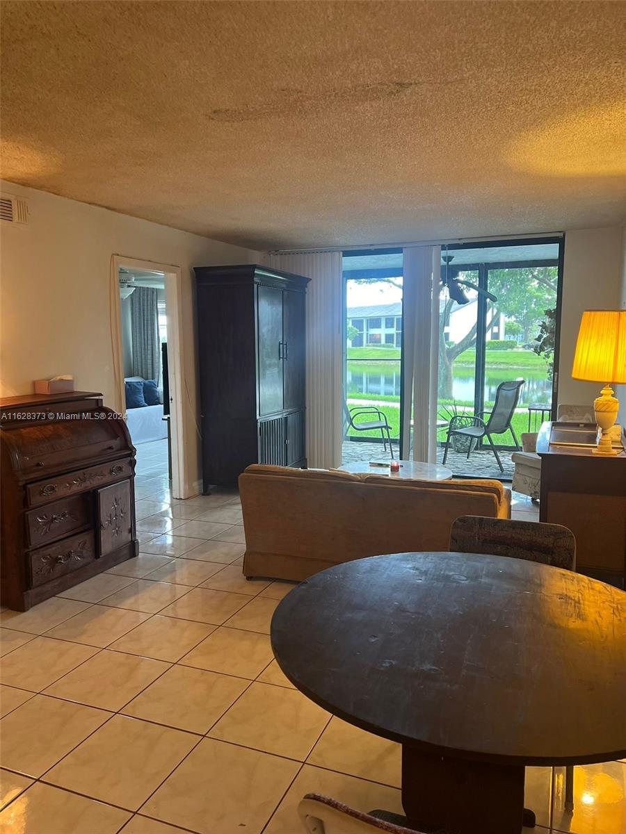 203 Lake Pointe Dr #105, Oakland Park, Florida image 20