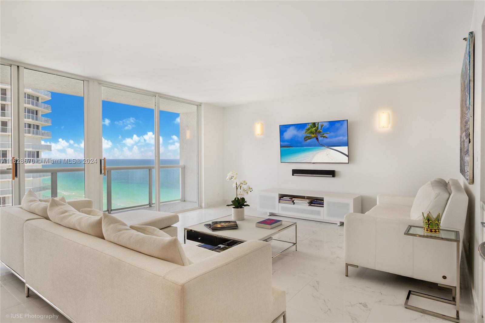 Apartamento para Alugar in Sunny Isles Beach, FL