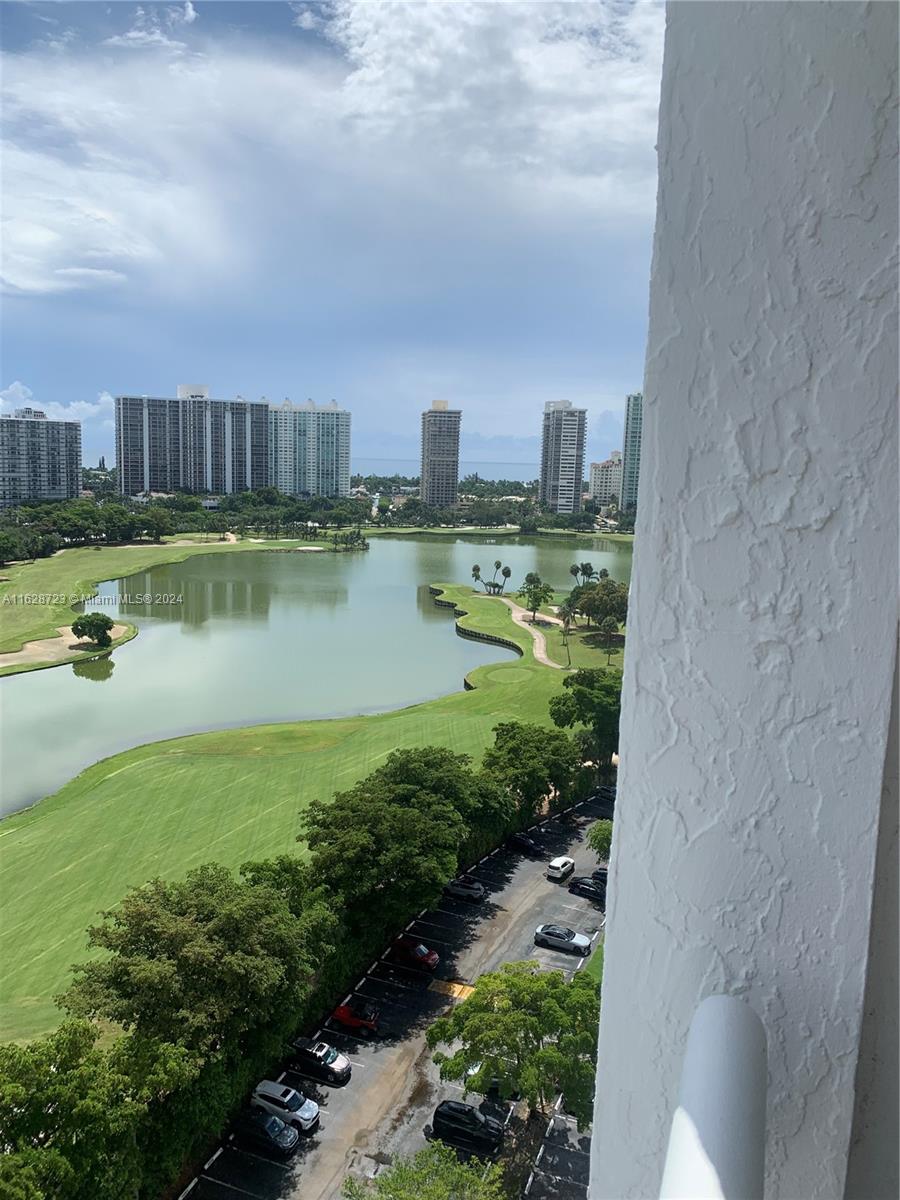 20225 NE 34 Ct #1819, Aventura, Florida image 1