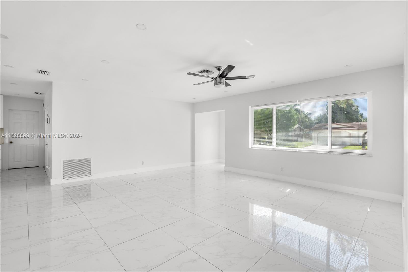 551 NW 42nd Ave, Coconut Creek, Florida image 10