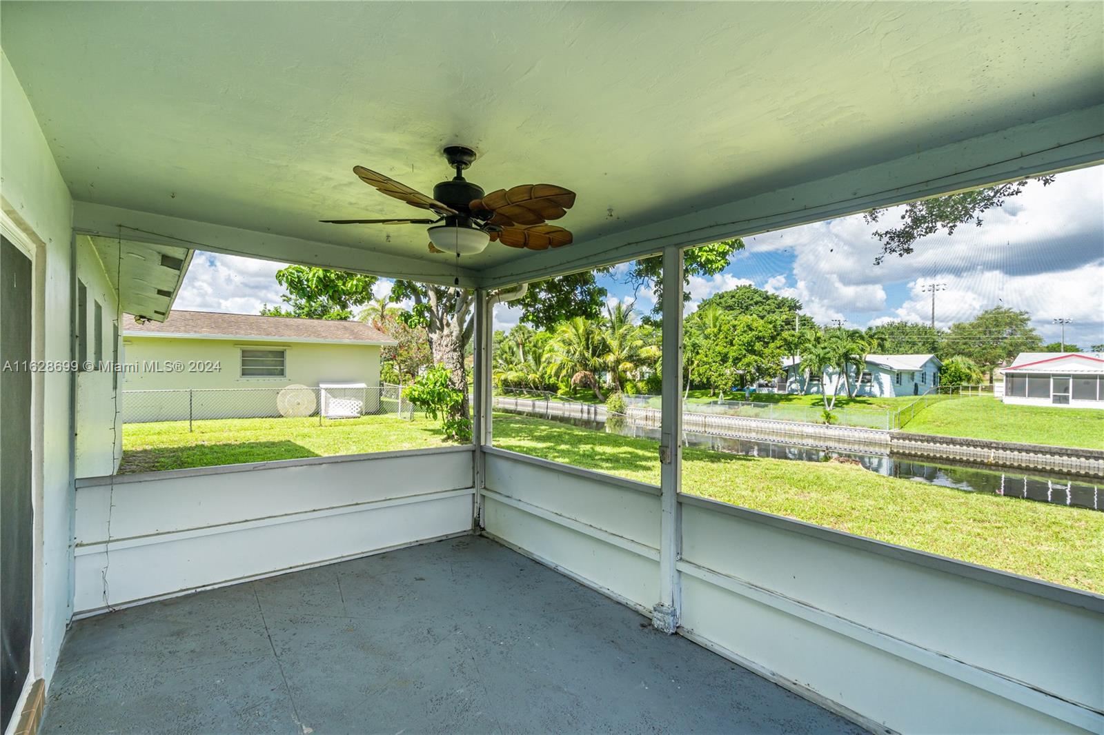 551 NW 42nd Ave, Coconut Creek, Florida image 27