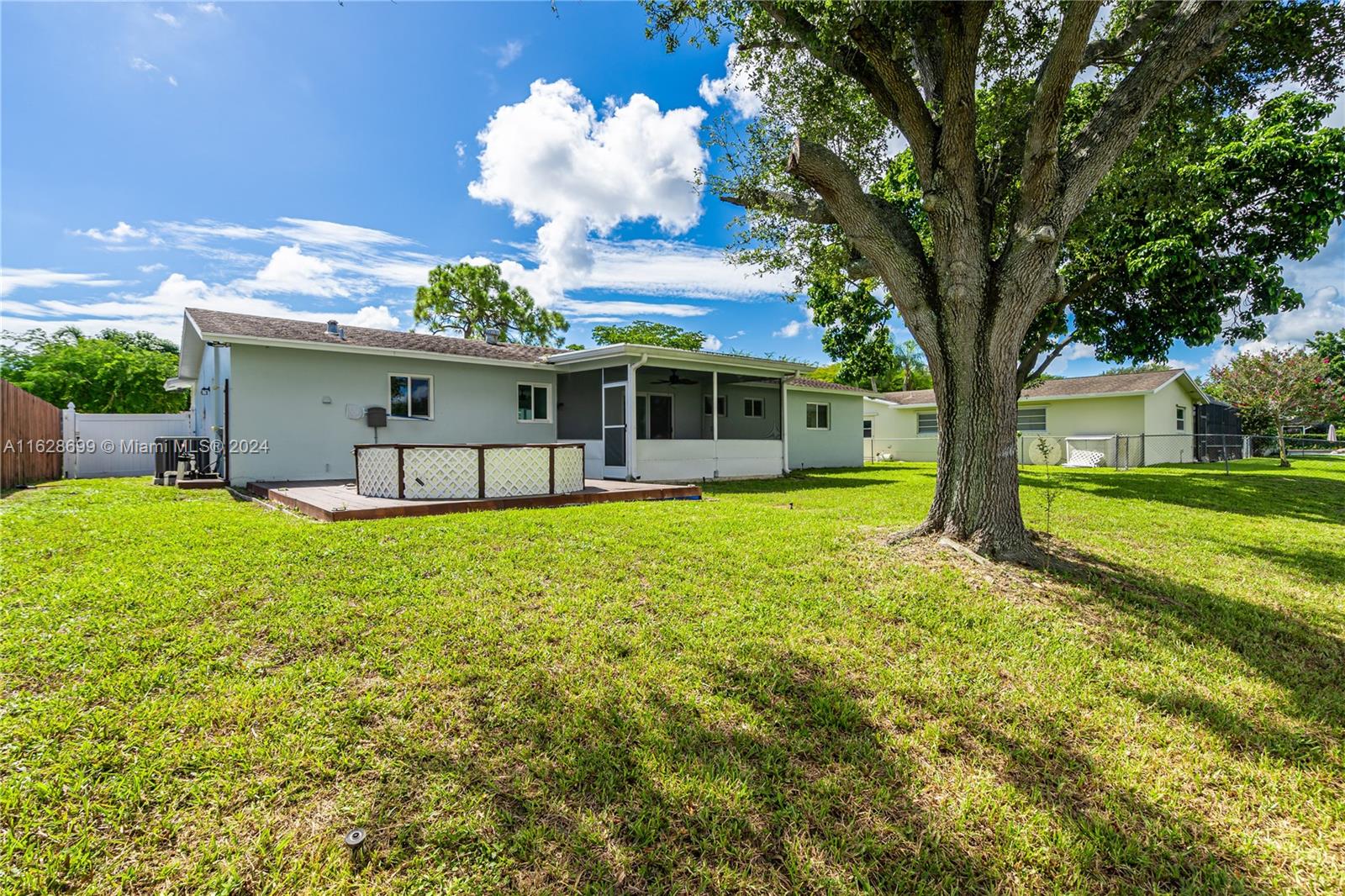 551 NW 42nd Ave, Coconut Creek, Florida image 30