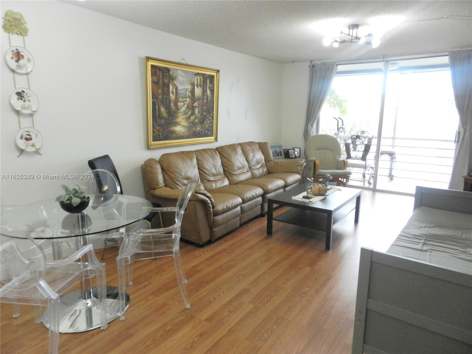 2931 E Sunrise Lakes Dr #204, Sunrise, Florida image 5