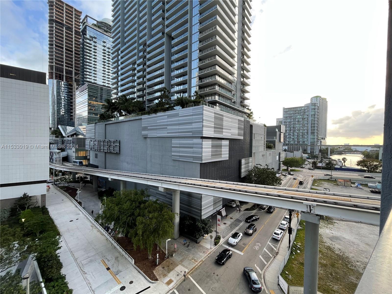 This building is an Ultramodern Residences located in the middle of Brickell area, next to the Brickell Citi Centre and steps of Mary Brickell shops, condos created by Karim Rashid.