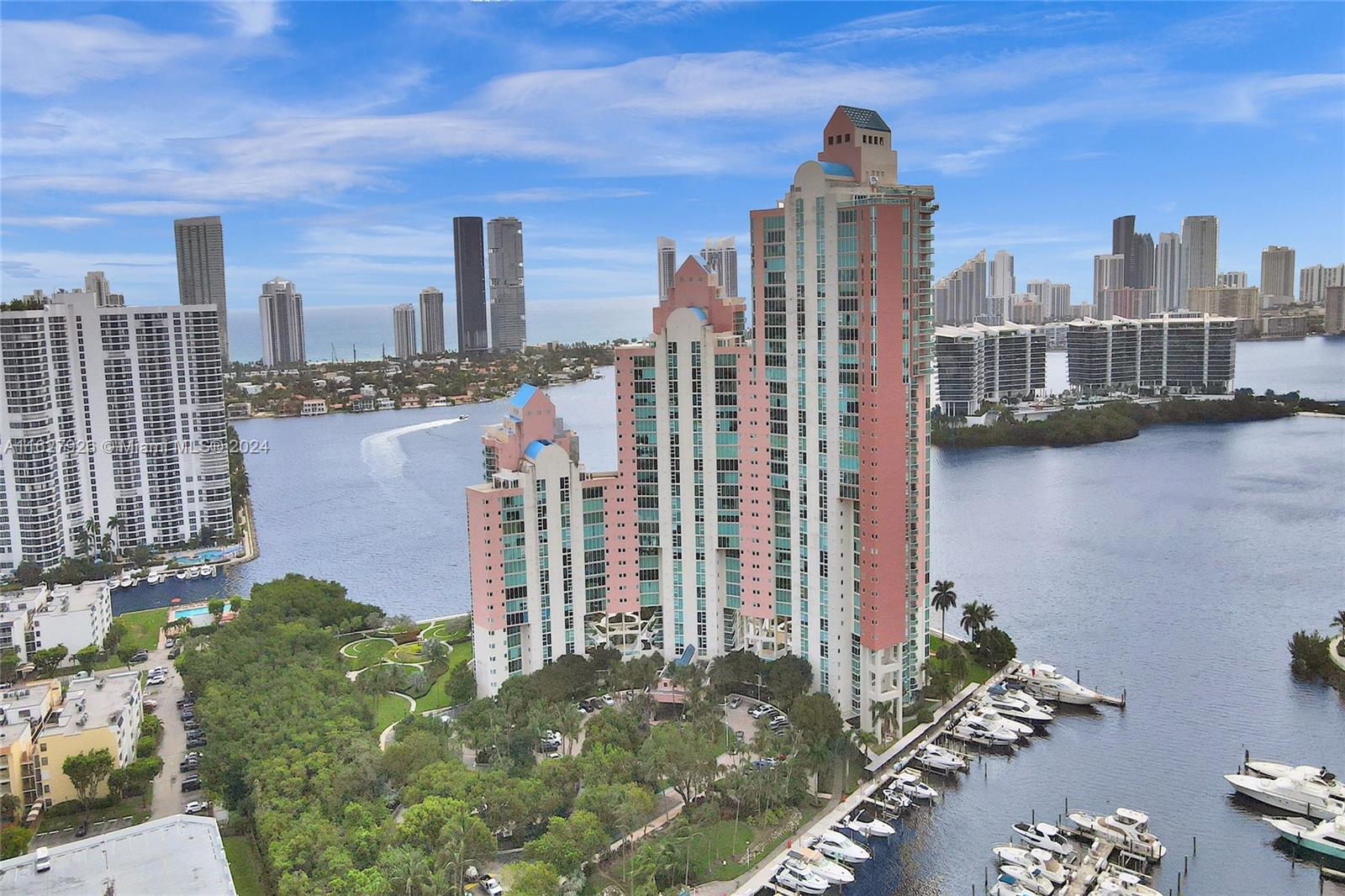 3370 Hidden Bay Dr #2114, Aventura, Florida image 28