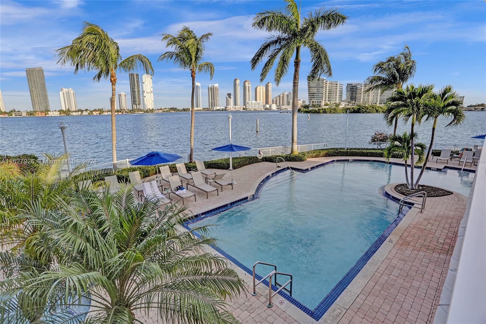 3370 Hidden Bay Dr #2114, Aventura, Florida image 31