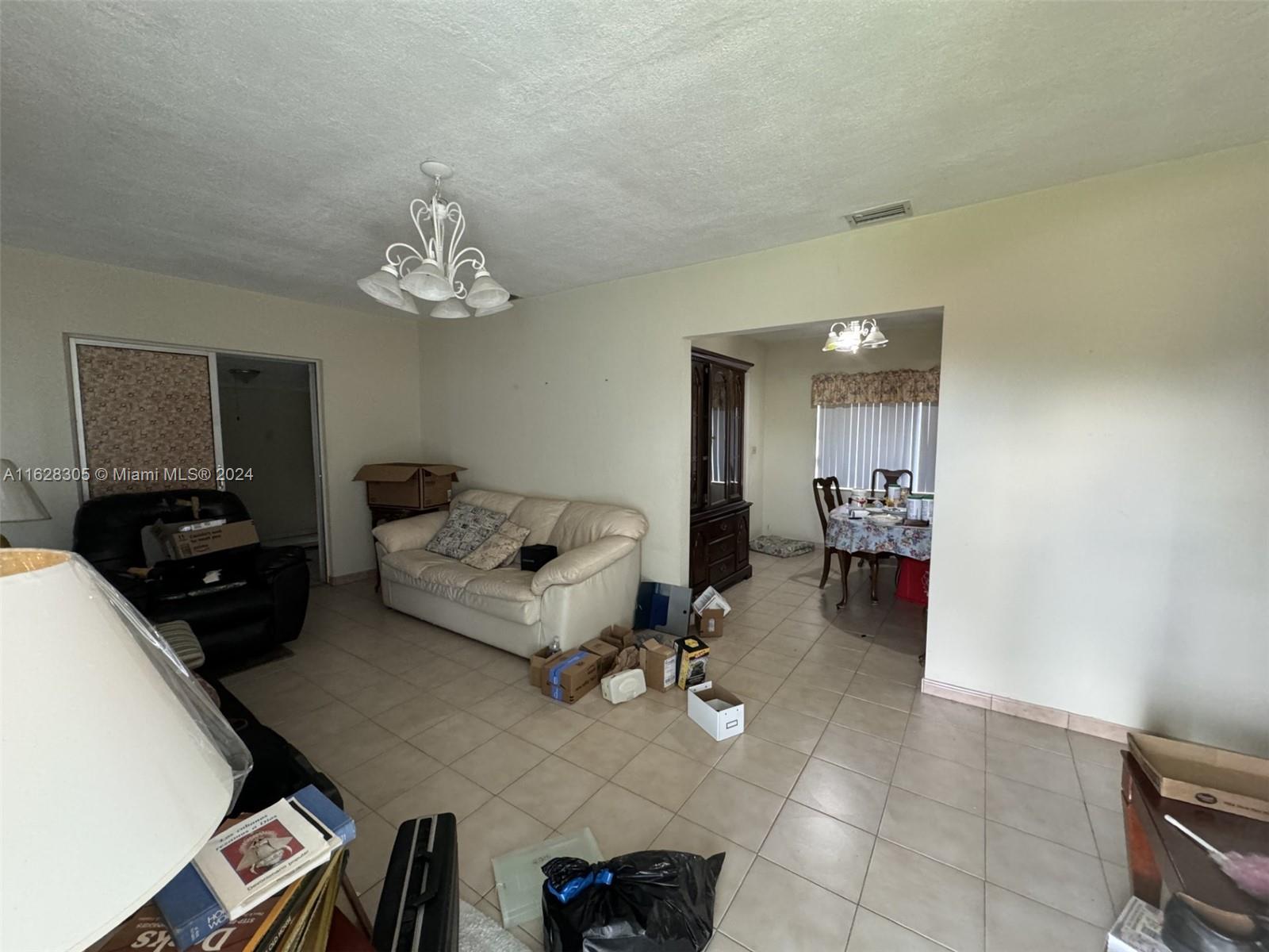 1141 W 31st St, Hialeah, Florida image 7