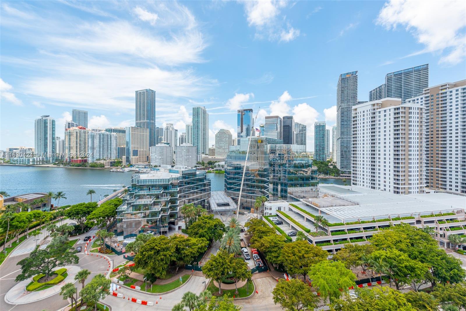 Welcome to the highly sought-after Brickell Key! This elegant, sun-drenched studio offers one of the best views available of the bay, the Miami skyline, and spectacular sunsets. Step out onto your private balcony or enjoy the sleek, modern kitchen equipped with a mini fridge, microwave, toaster oven/air fryer, and a versatile butcher block counter that can be easily removed for remodeling. One of the best perks of this residence is the prime parking spot—the closest to the elevator in the entire building! Brickell Key One, the largest property on the island, offers unparalleled amenities: an expansive pool, a jacuzzi hot tub, fully-equipped gyms, tennis court facilities, and basketball courts, among others. Don't miss this opportunity to buy in Brickell at this price point!