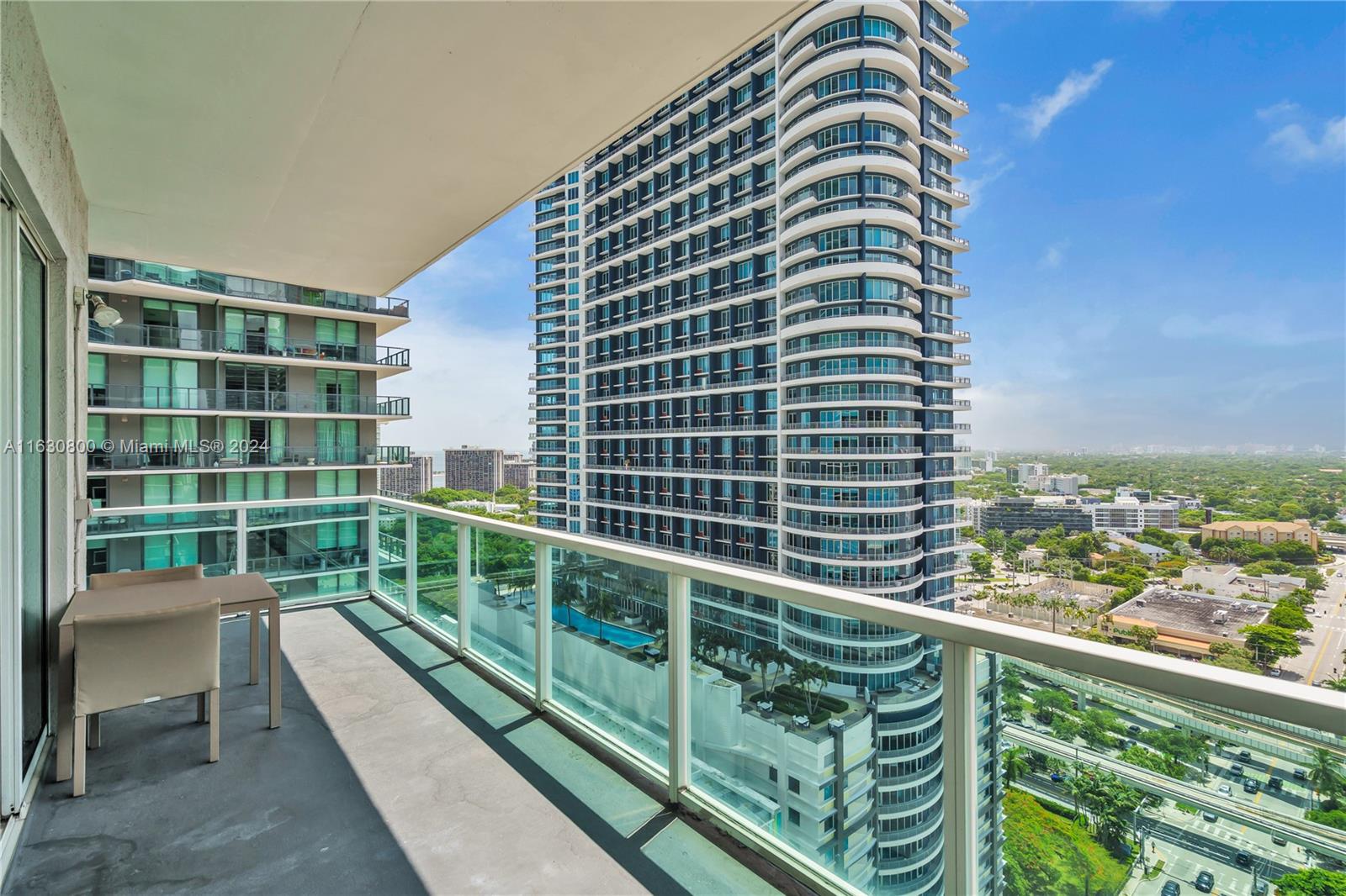 Spacious 2-bedroom, 2-bathroom and only 01 line unit available for sale at The Vue at Brickell Condo! Located in an excellent area within walking distance of numerous restaurants, shopping centers, convenience stores, schools, a supermarket, and a pharmacy. The Vue at Brickell offers fantastic amenities, including a premium fitness center with in-house massage services, an expansive sundeck with a refreshing swimming pool, and a billiards area. The unit features central air conditioning, a private wrap around balcony, a designated parking space, spacious walk-in closets, and panoramic views of the Miami skyline and Biscayne Bay. Here is your chance to be part of the Miami luxury lifestyle and be in the great neighborhood of Brickell!