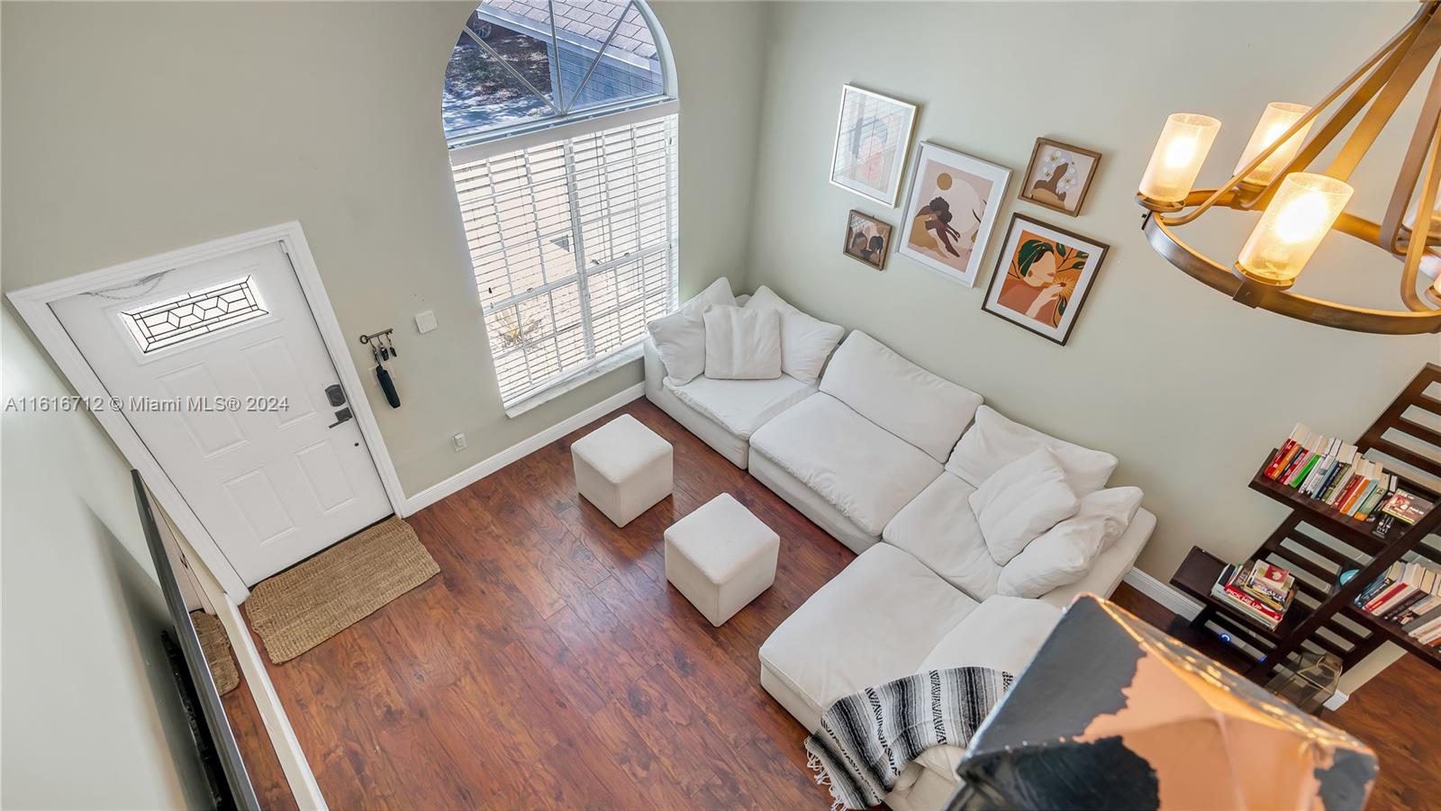 Listing Photo 6
