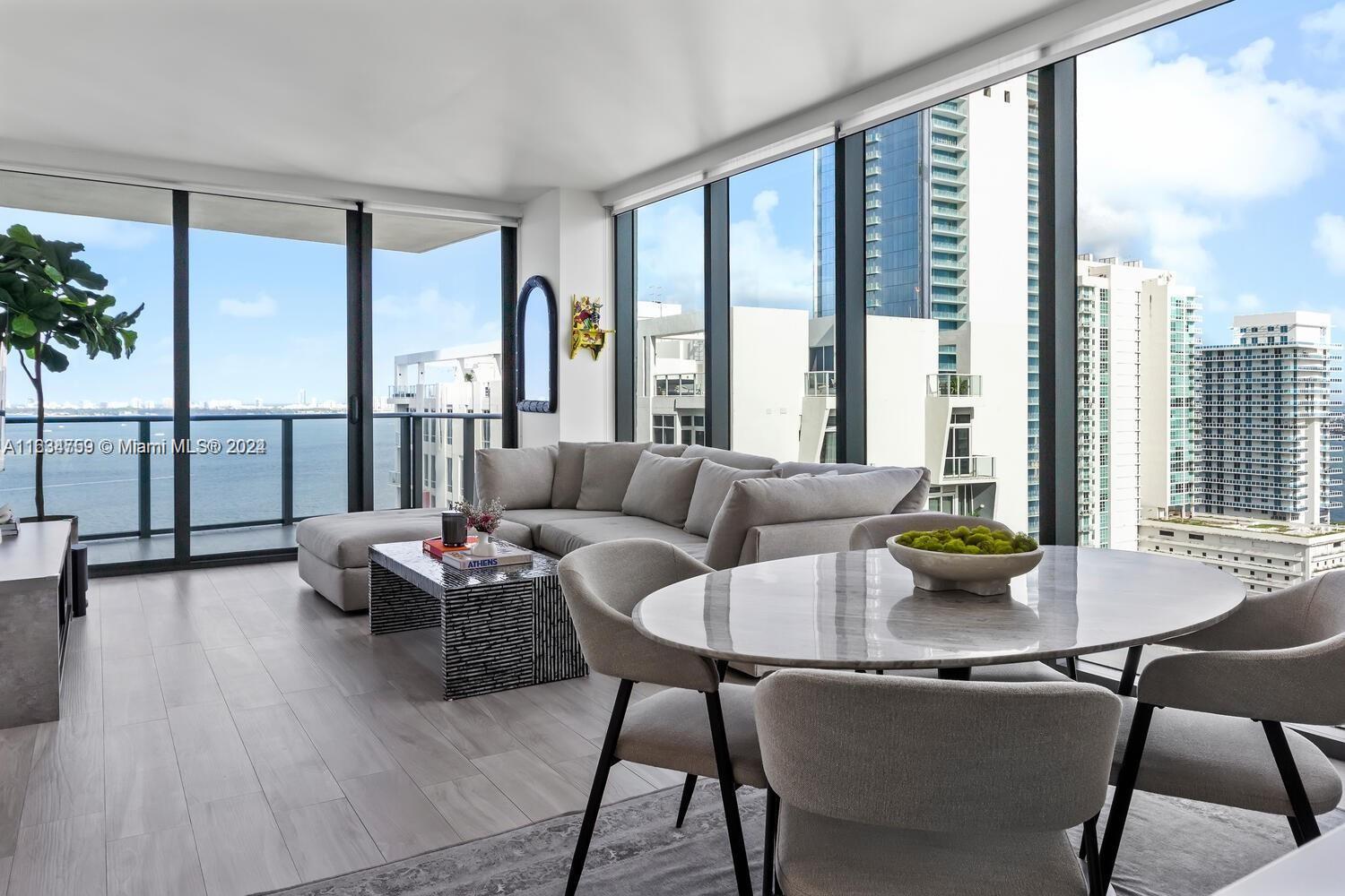 Apartamento para Alugar in Miami, FL