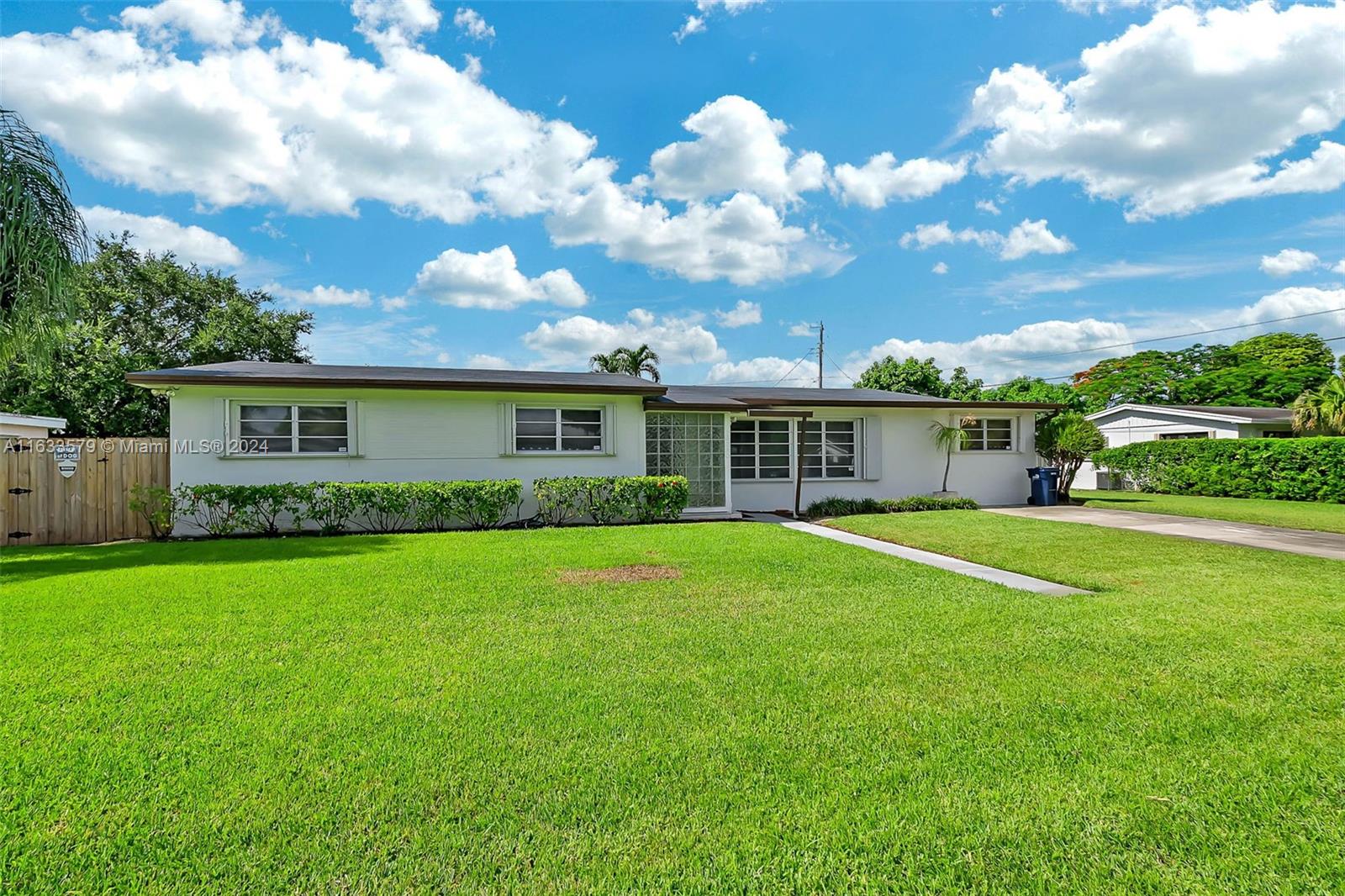 9280 SW 165th St, Palmetto Bay, Florida image 42