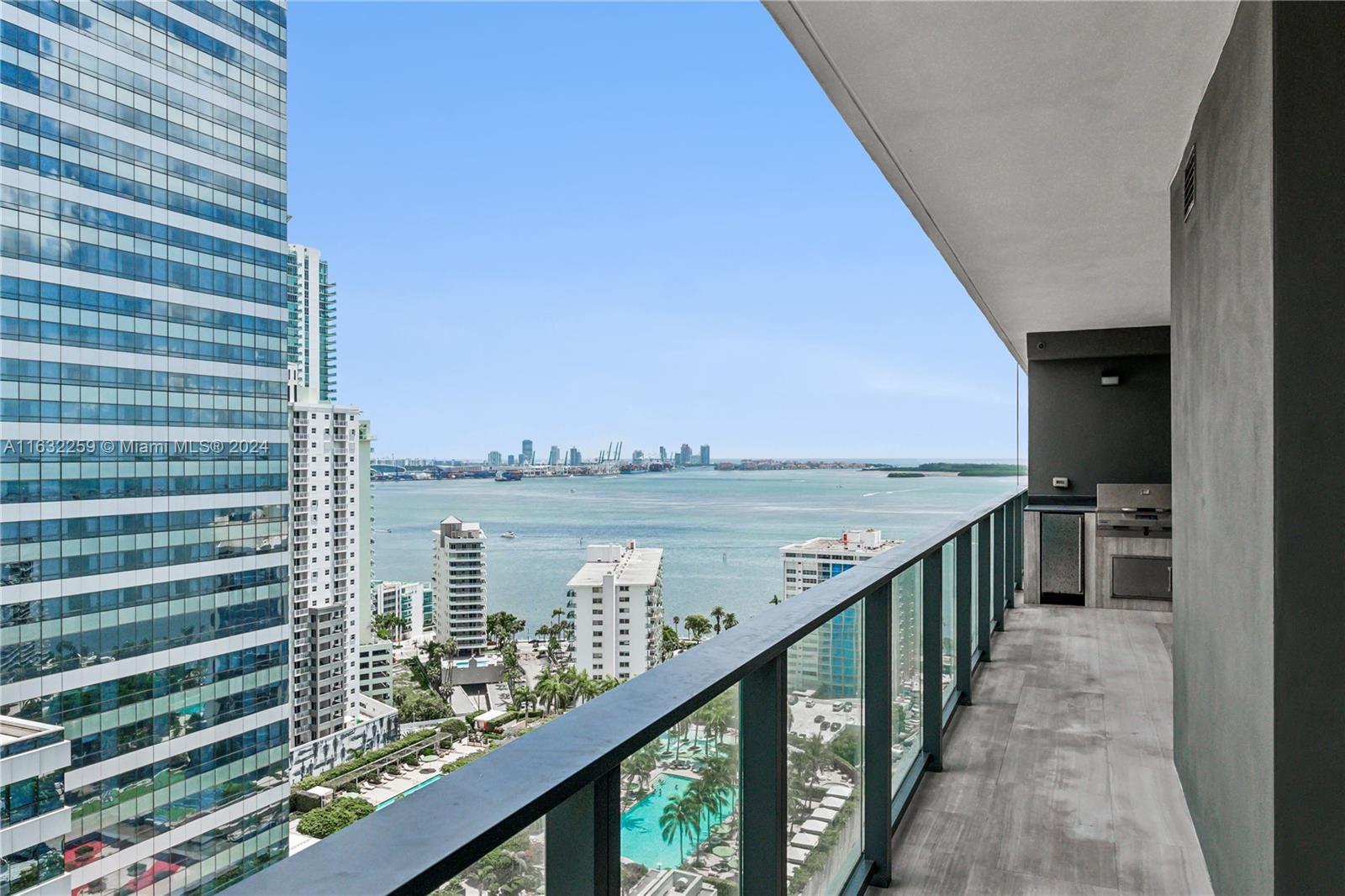 Apartamento para Alugar in Miami, FL