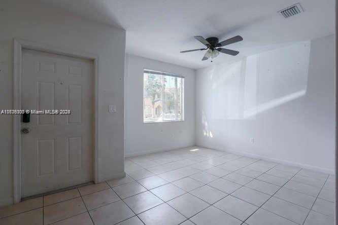 2911 SE 15th Rd #65, Homestead, Florida image 2